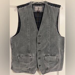 Black & Brown Men’s Sz Medium Vest for casual wear. Grey color with tartan back.